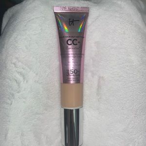 It cosmetics CC cream illumination with spf 50+ shade fair light